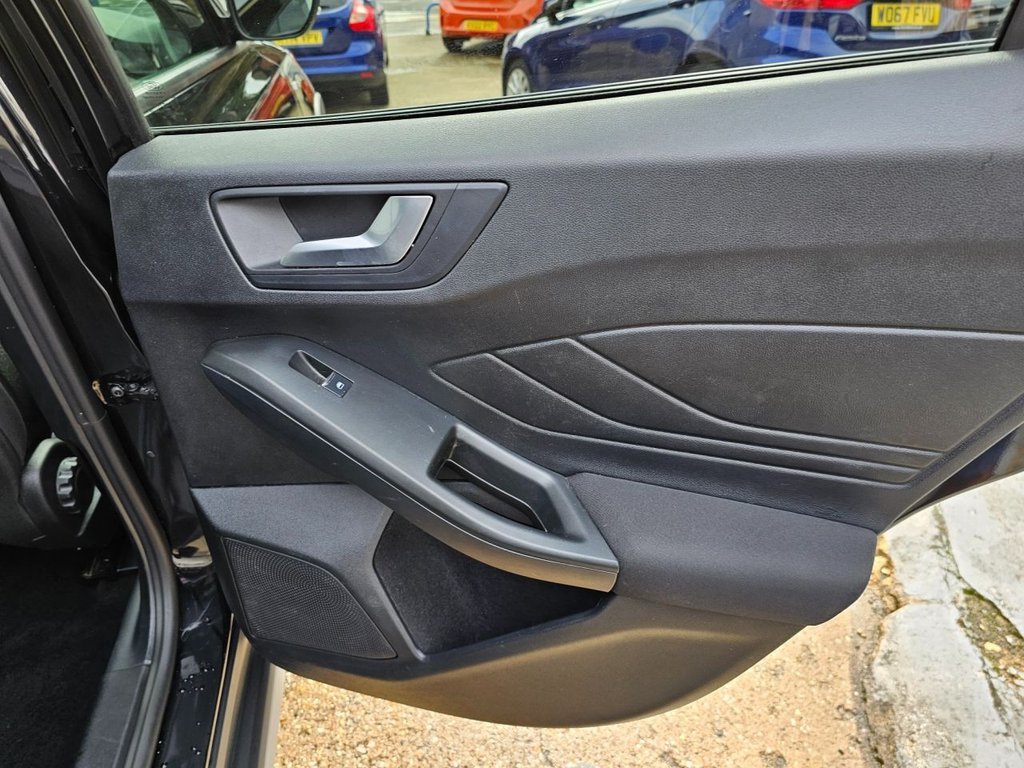 Used Ford Focus 2023 for sale - 76617312: Photo 48