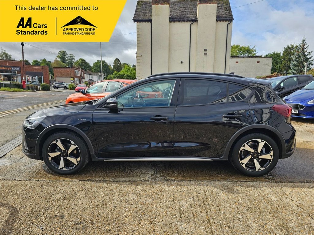 Used Ford Focus 2023 for sale - 76617312: Photo 6