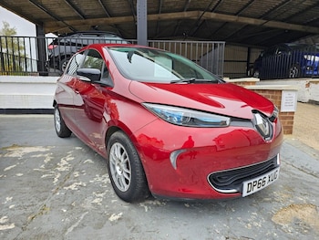 2016 (66) - R90 41kWh Dynamique Nav Hatchback 5dr Electric Auto (Battery Lease) (92 bhp