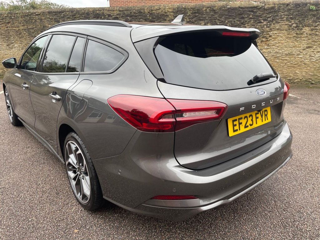 Used Ford Focus 2023 for sale - 77049098: Photo 4