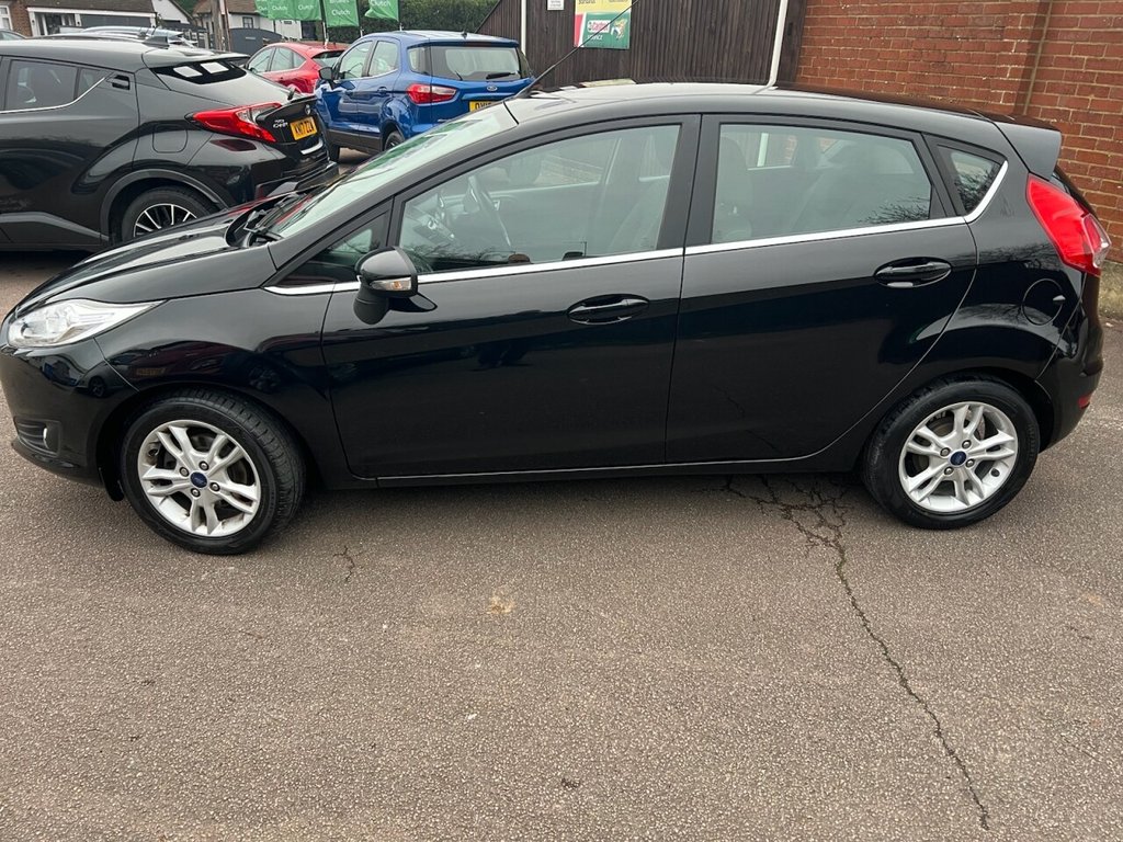 Used Ford Fiesta 2016 for sale - 77049085: Photo 6