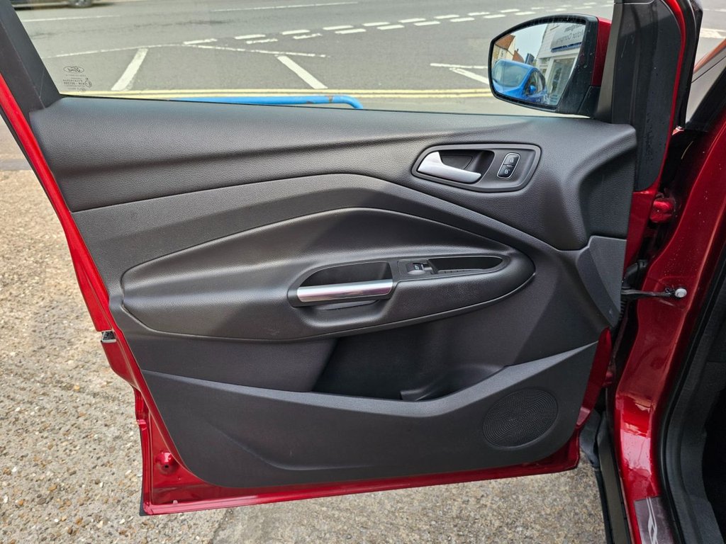 Used Ford Kuga 2017 for sale - 76617250: Photo 39