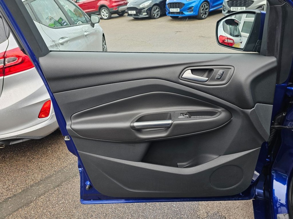 Used Ford Kuga 2016 for sale - 77049040: Photo 45