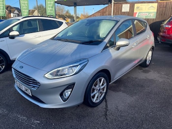 Used Ford Fiesta 2017 for sale - 77048804: Photo