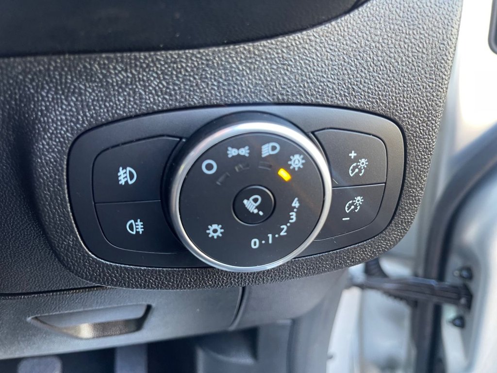 Used Ford Fiesta 2017 for sale - 77048804: Photo 9