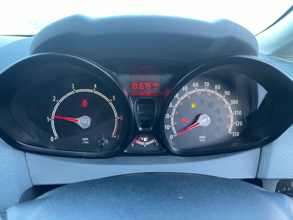 Used Ford Fiesta 2010 for sale - 77049027: Photo 14