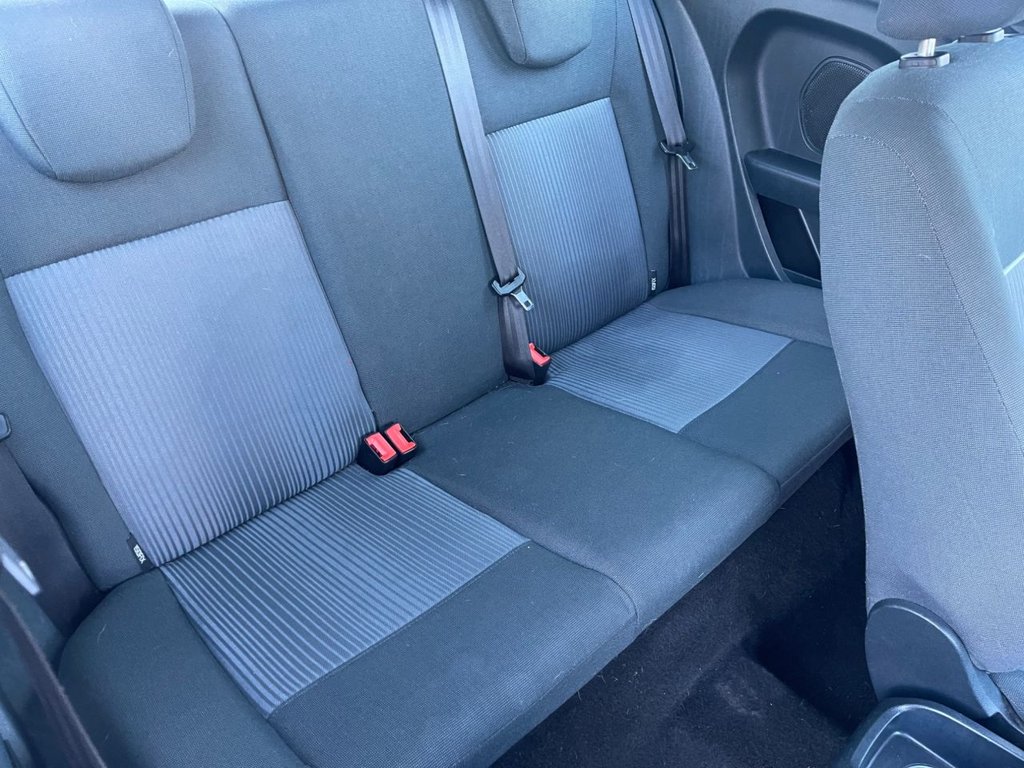 Used Ford Fiesta 2010 for sale - 77049027: Photo 9