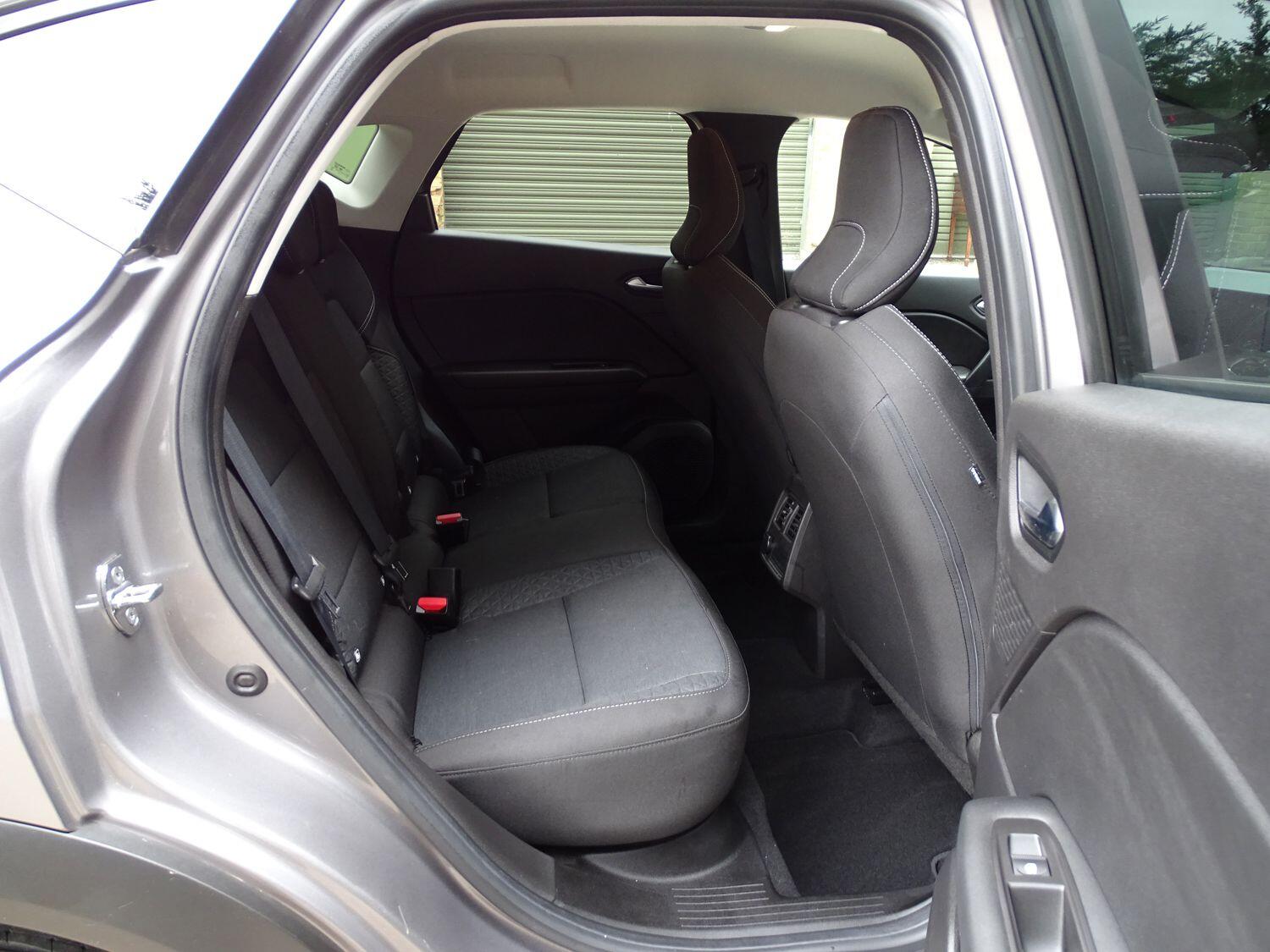 Used Renault Captur 2022 for sale - 76987961: Photo 12