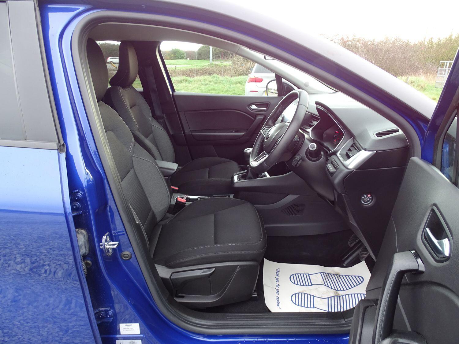 Used Renault Captur 2021 for sale - 76645935: Photo 18