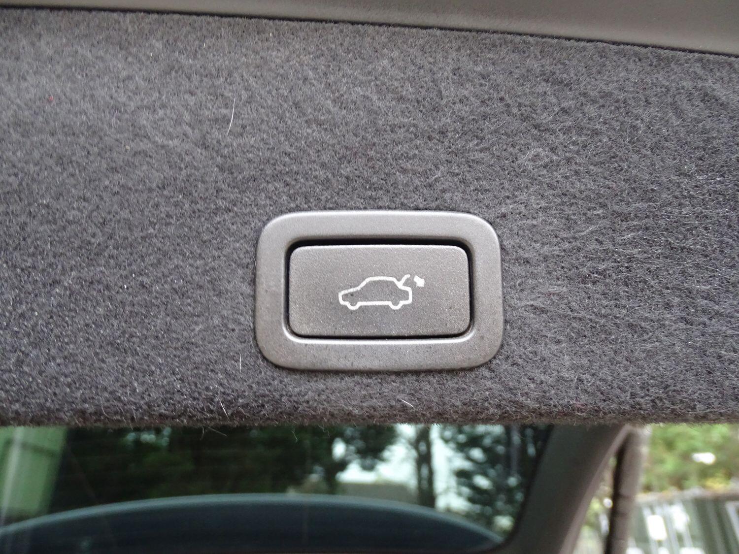 Used Volvo XC60 2016 for sale - 76042673: Photo 11