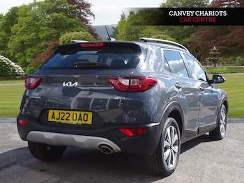 Used Kia Stonic 2022 for sale - 78057900: Photo