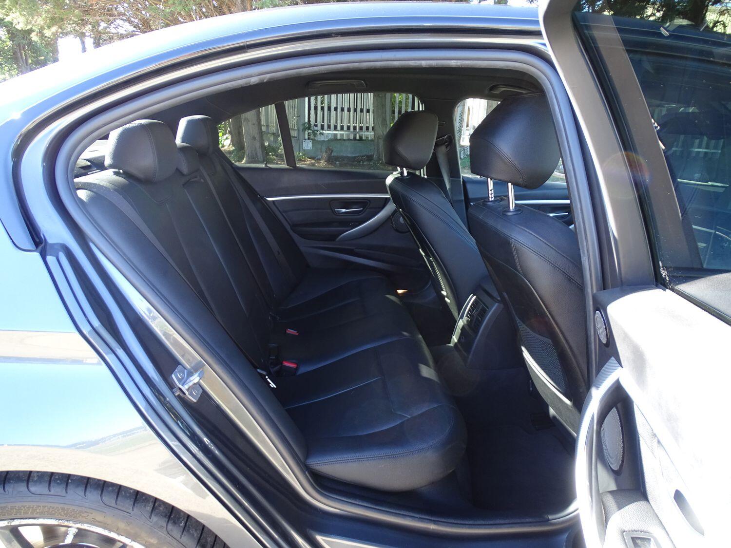 Used BMW 3 Series 2018 for sale - 76408369: Photo 35