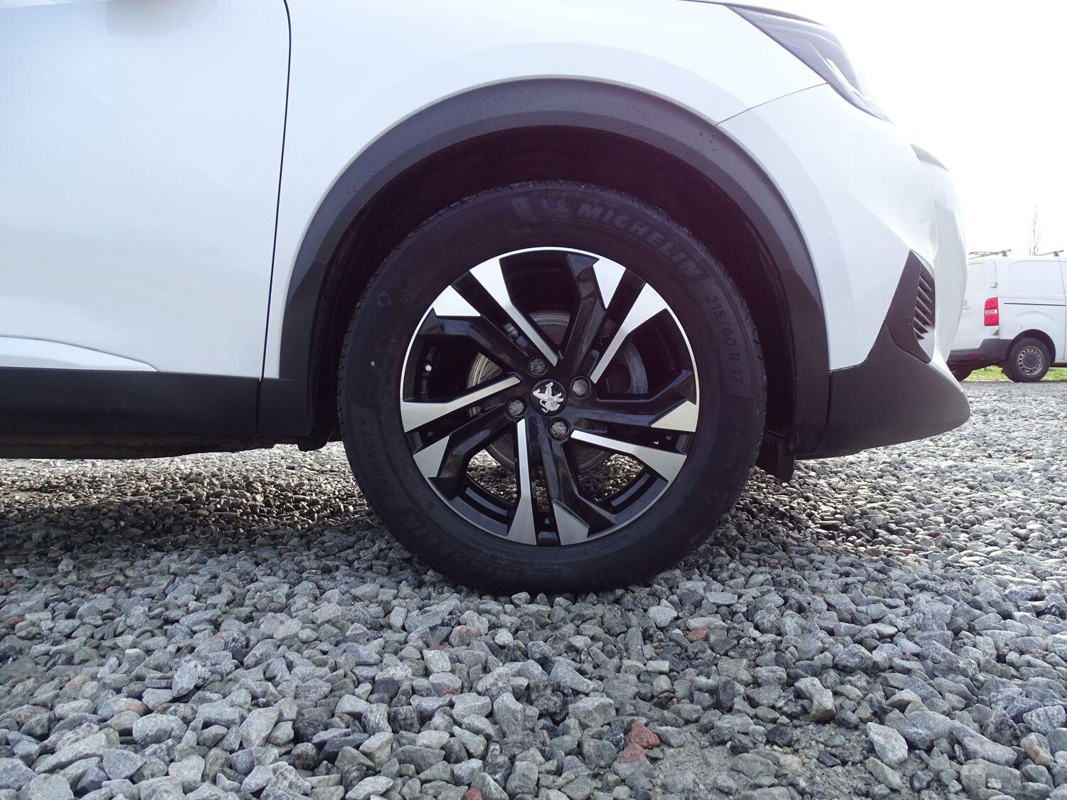 Used Peugeot 2008 2023 for sale - 77840022: Photo 19