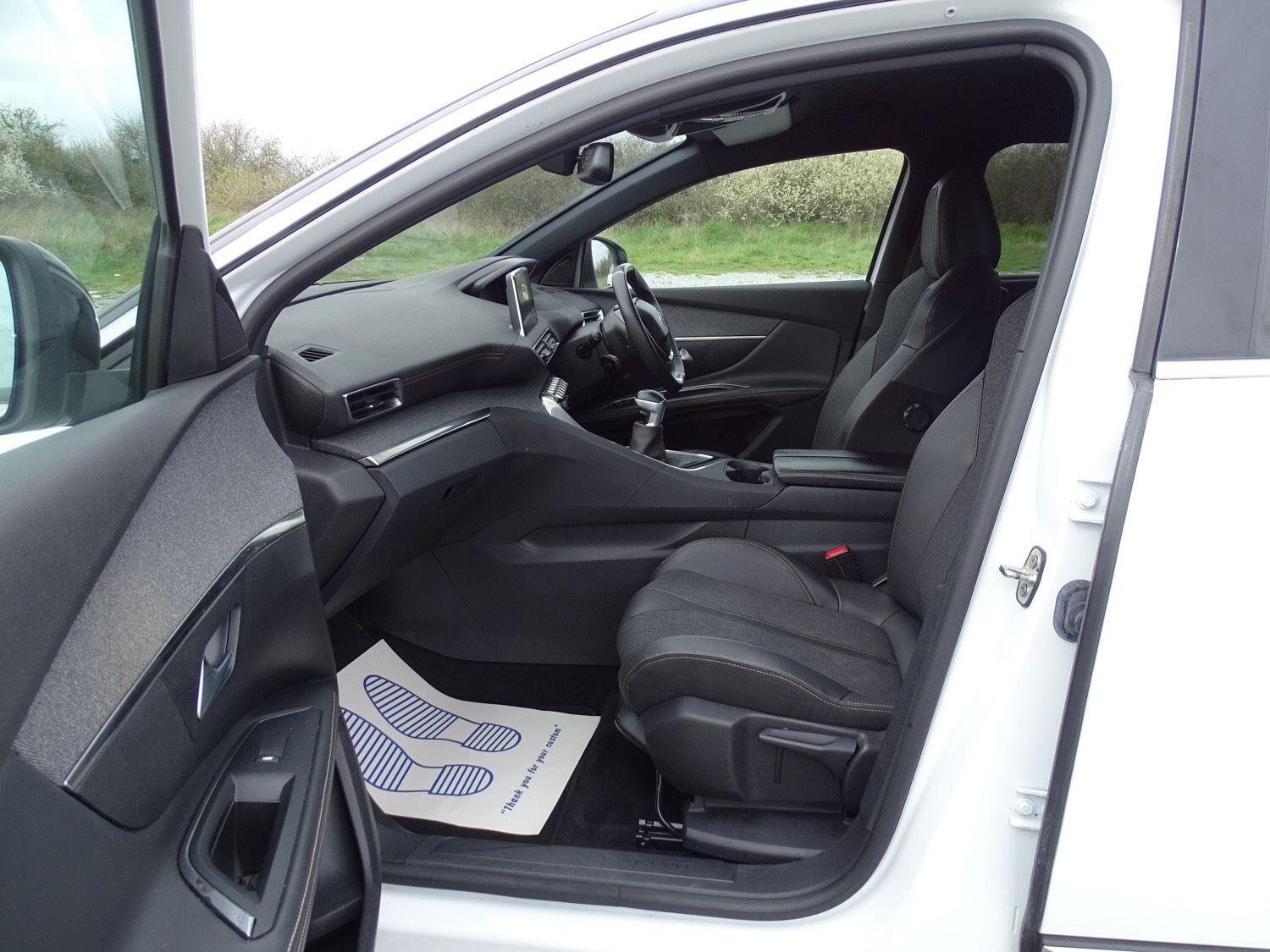 Used Peugeot 5008 2020 for sale - 77633076: Photo 13