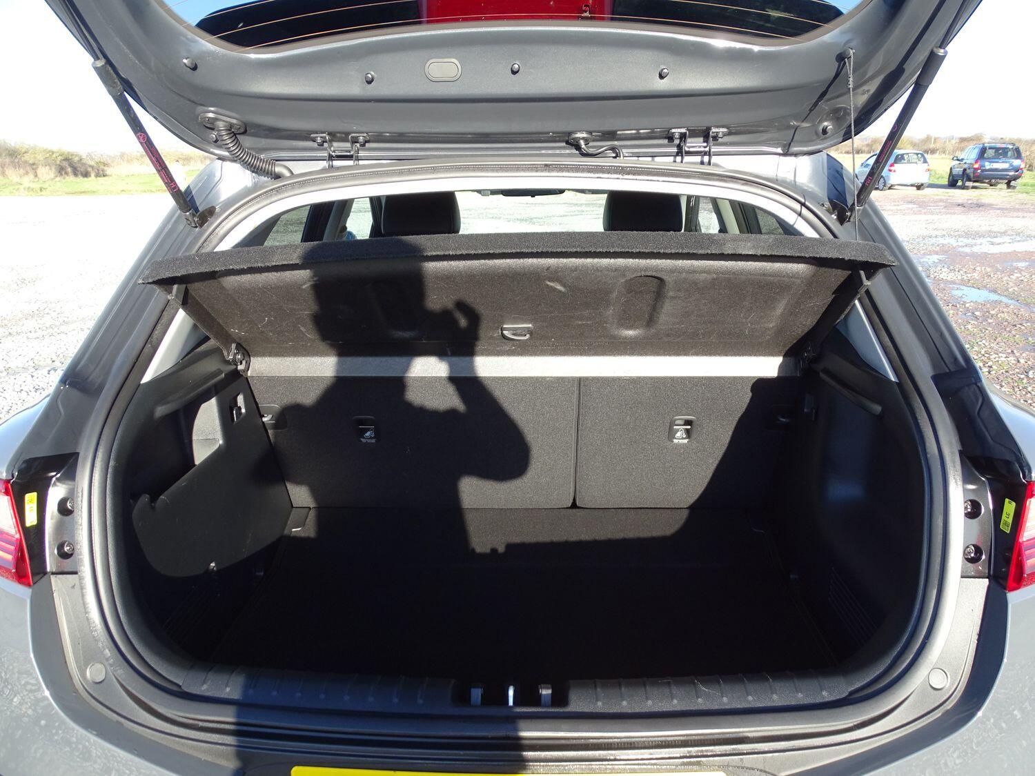 Used Kia Stonic 2022 for sale - 76742391: Photo 14