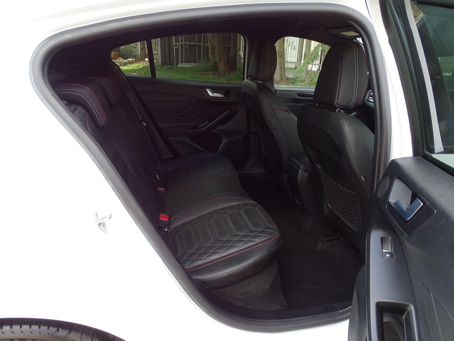 Used Ford Focus 2023 for sale - 76360274: Photo 11