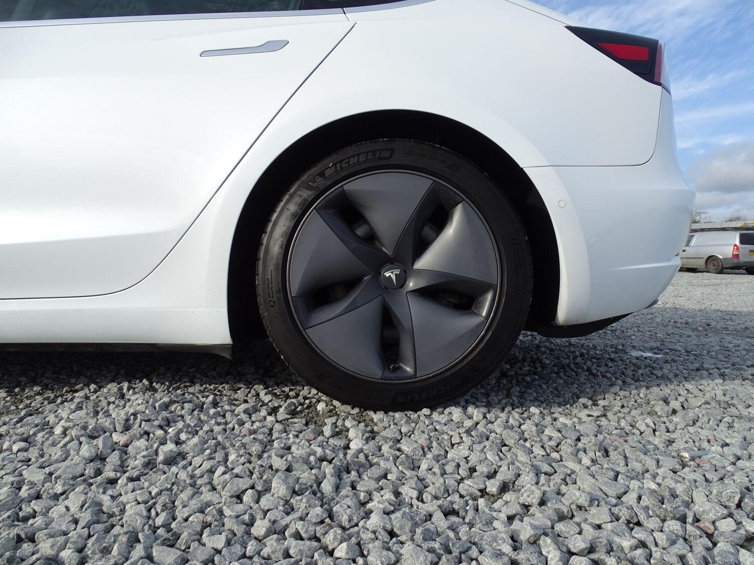 Used Tesla Model 3 2019 for sale - 76388420: Photo 11