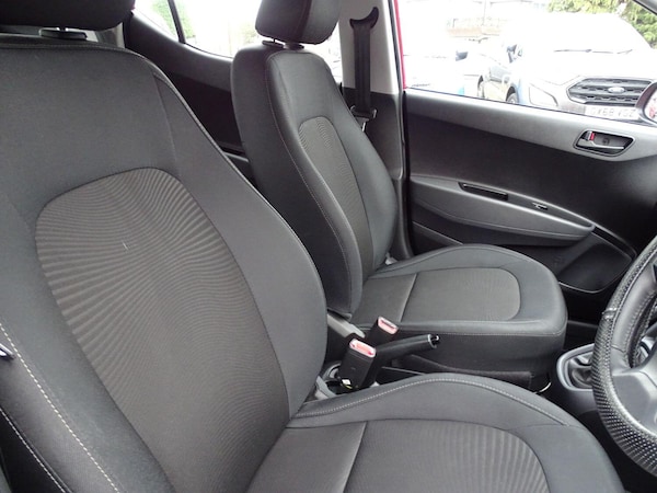 Used Hyundai i10 2019 for sale - 75729030: Photo 14