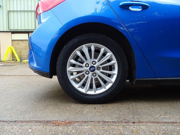 Used Ford Focus for sale - 76179637: Photo 10