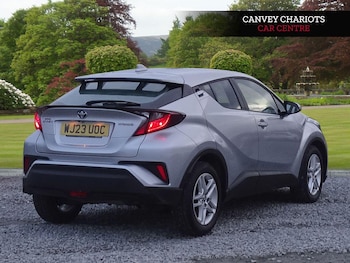 Used Toyota C-HR 2023 for sale - 76912834: Photo