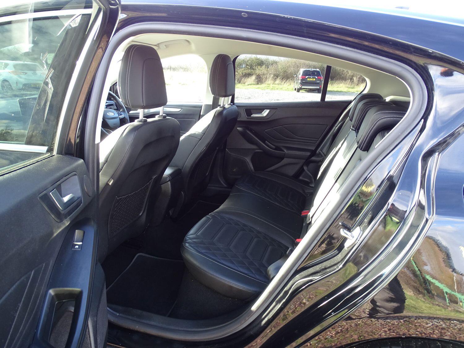 Used Ford Focus 2022 for sale - 76337542: Photo 11