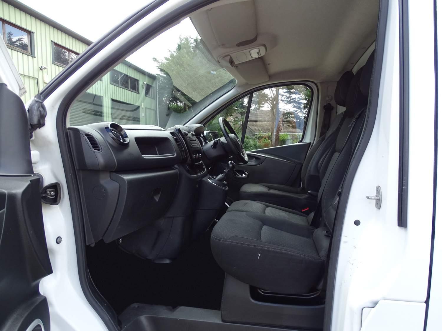 Used Vauxhall Vivaro 2018 for sale - 76988784: Photo 13