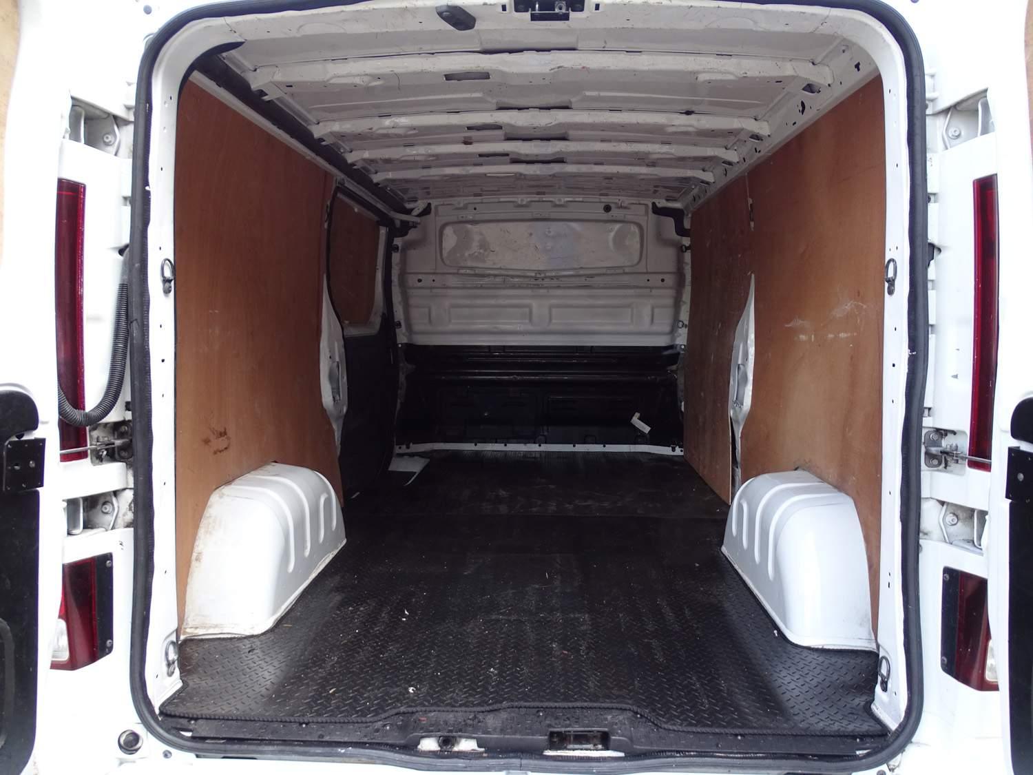 Used Vauxhall Vivaro 2018 for sale - 76988784: Photo 16