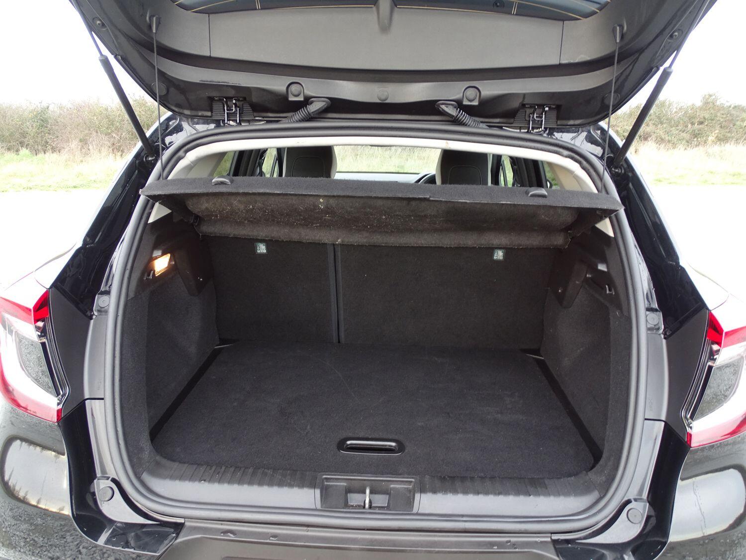 Used Renault Captur 2022 for sale - 76632625: Photo 15