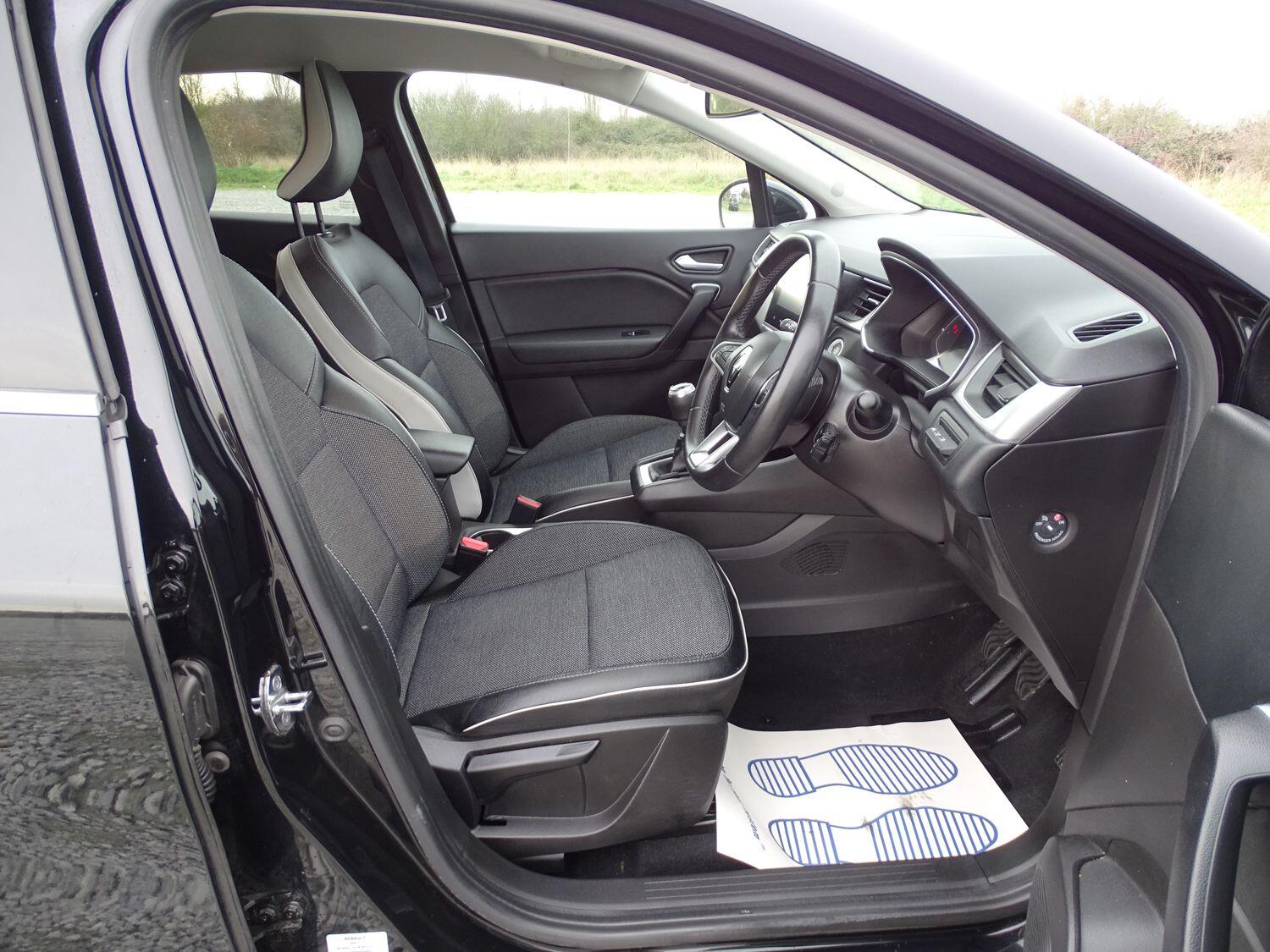 Used Renault Captur 2022 for sale - 76632625: Photo 19