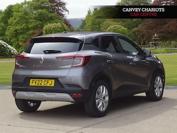 Used Renault Captur 2022 for sale - 76991089: Photo