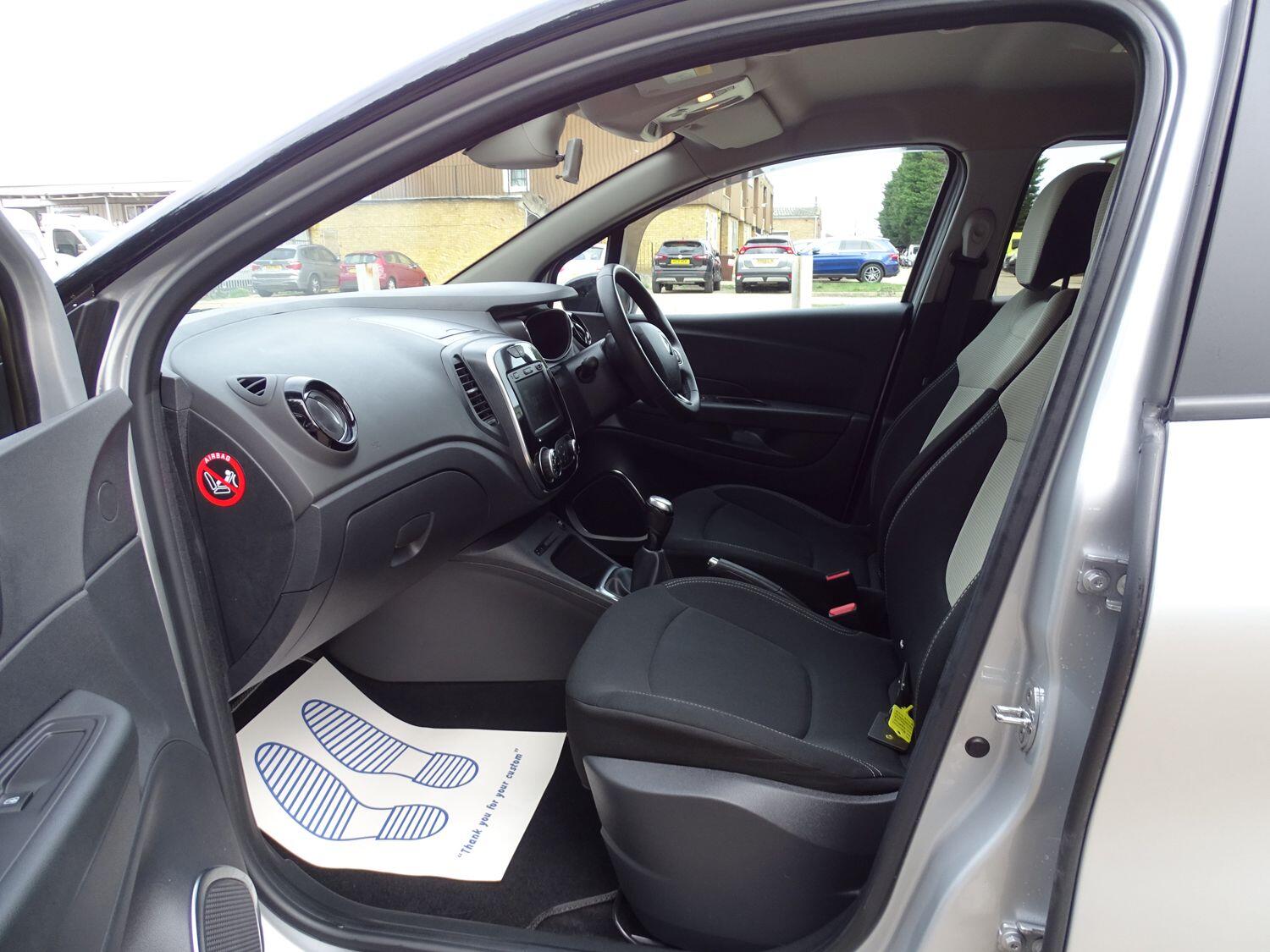 Used Renault Captur 2019 for sale - 76295868: Photo 13