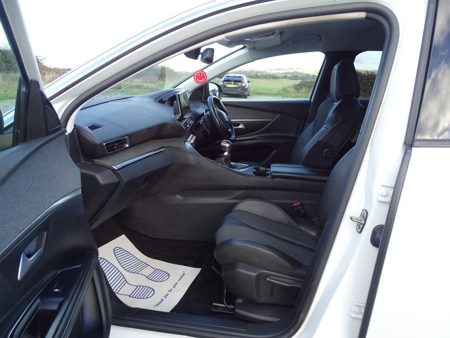 Used Peugeot 5008 2022 for sale - 76912691: Photo 13