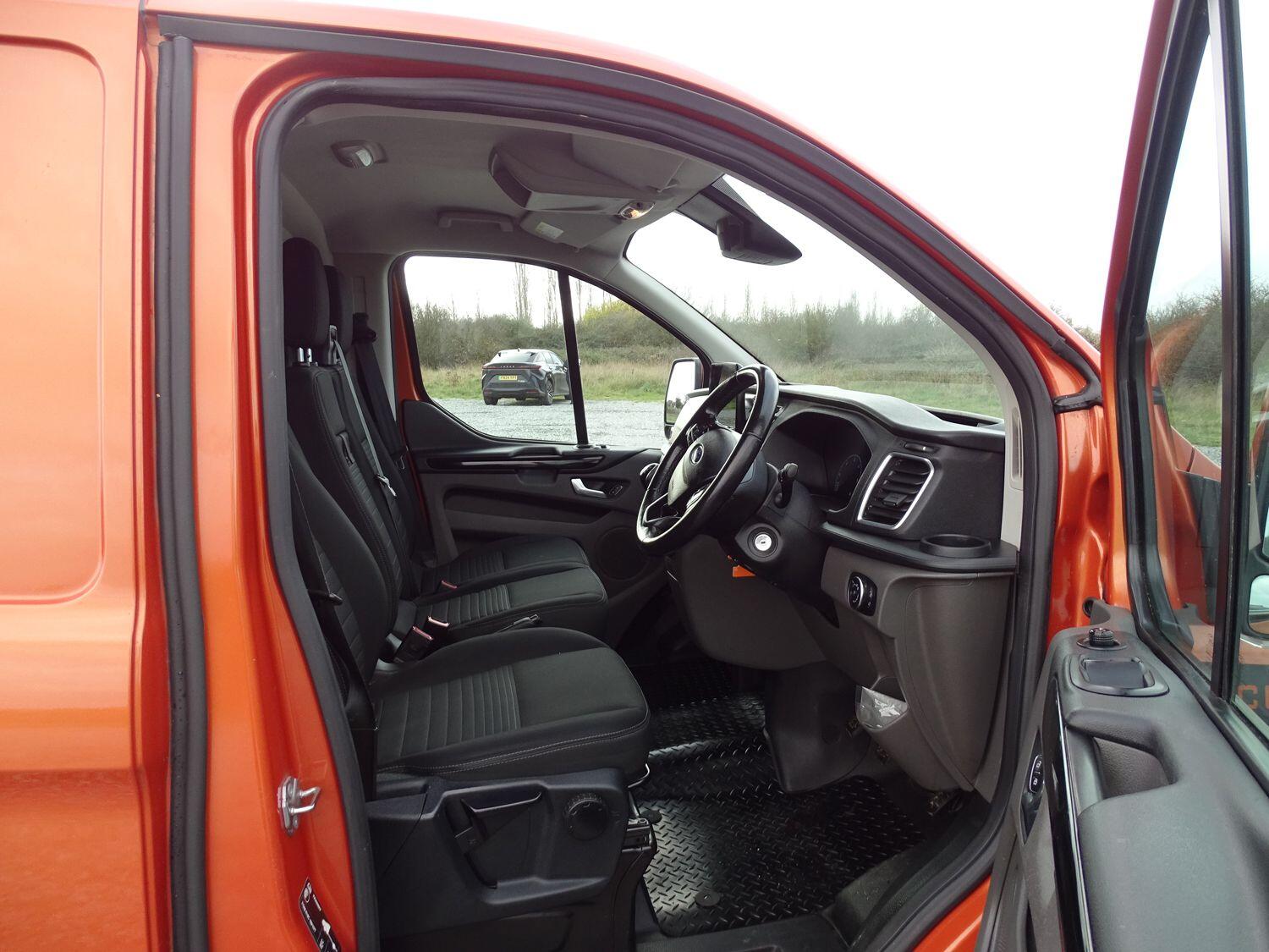 Used Ford Transit Custom 2018 for sale - 76850217: Photo 8