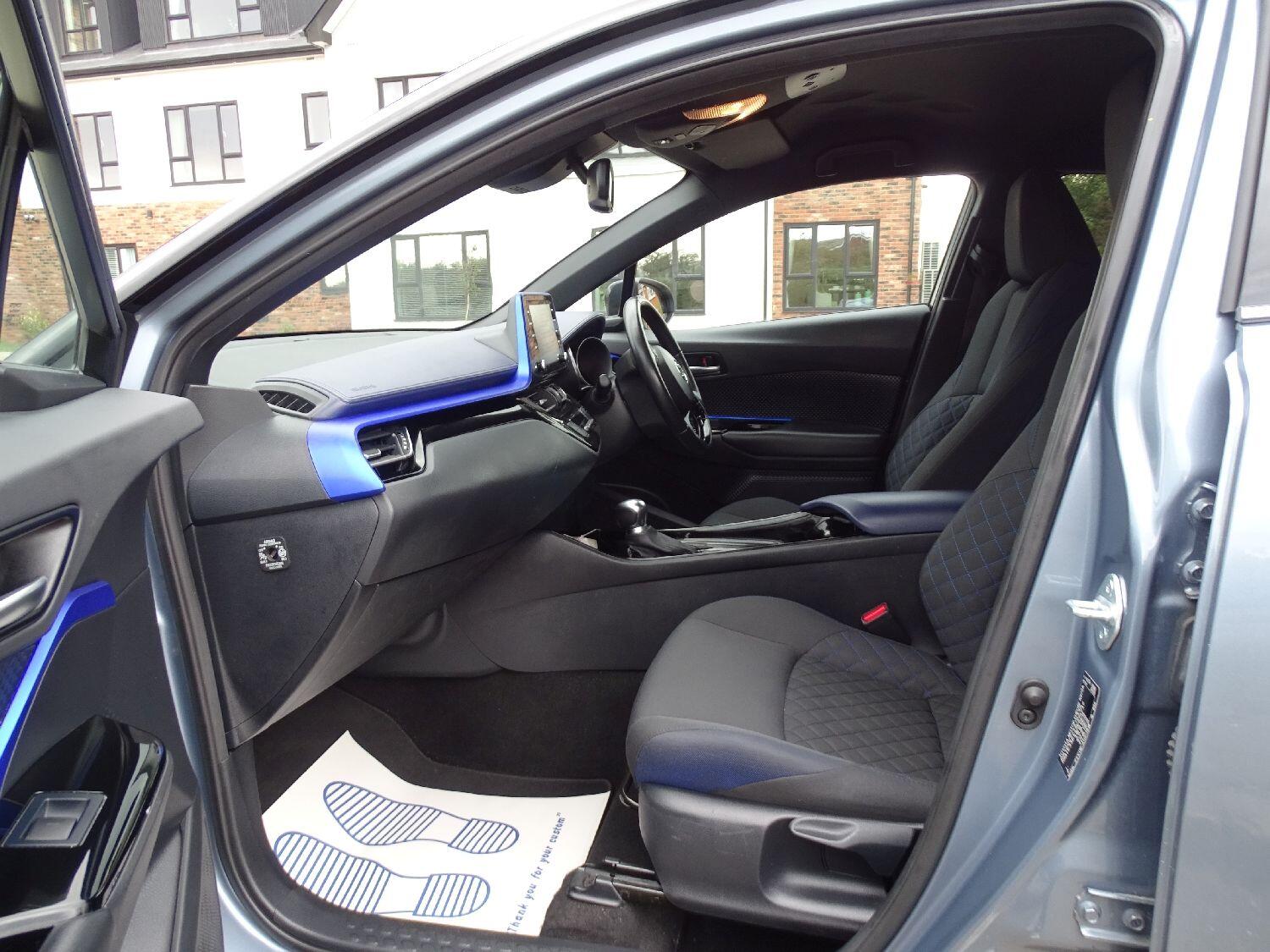 Used Toyota C-HR 2021 for sale - 76988395: Photo 15