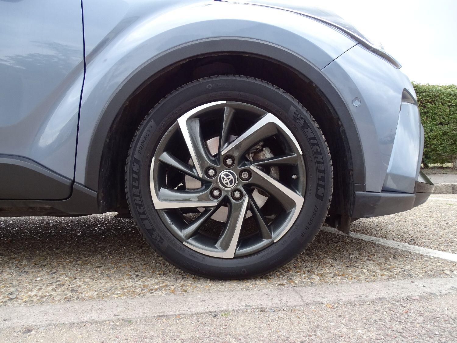 Used Toyota C-HR 2021 for sale - 76988395: Photo 19