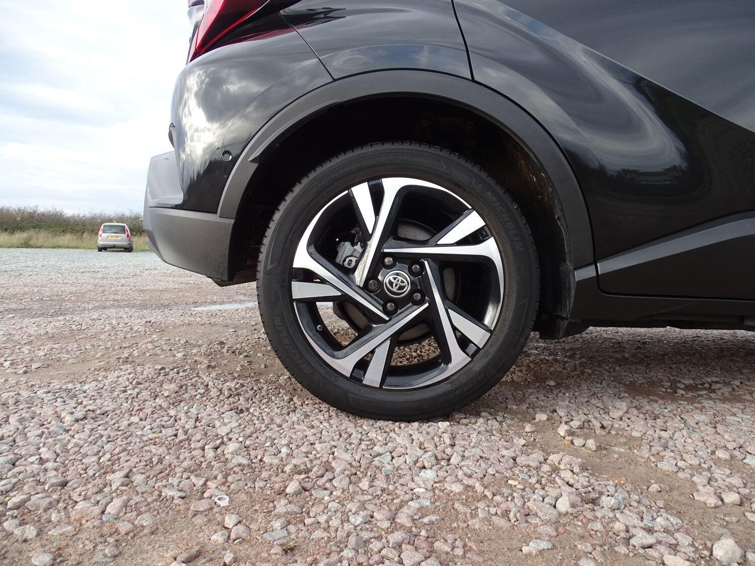 Used Toyota C-HR 2022 for sale - 76337397: Photo 17