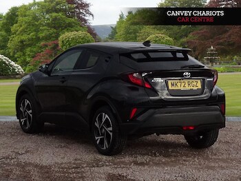 Used Toyota C-HR 2022 for sale - 76337397: Photo