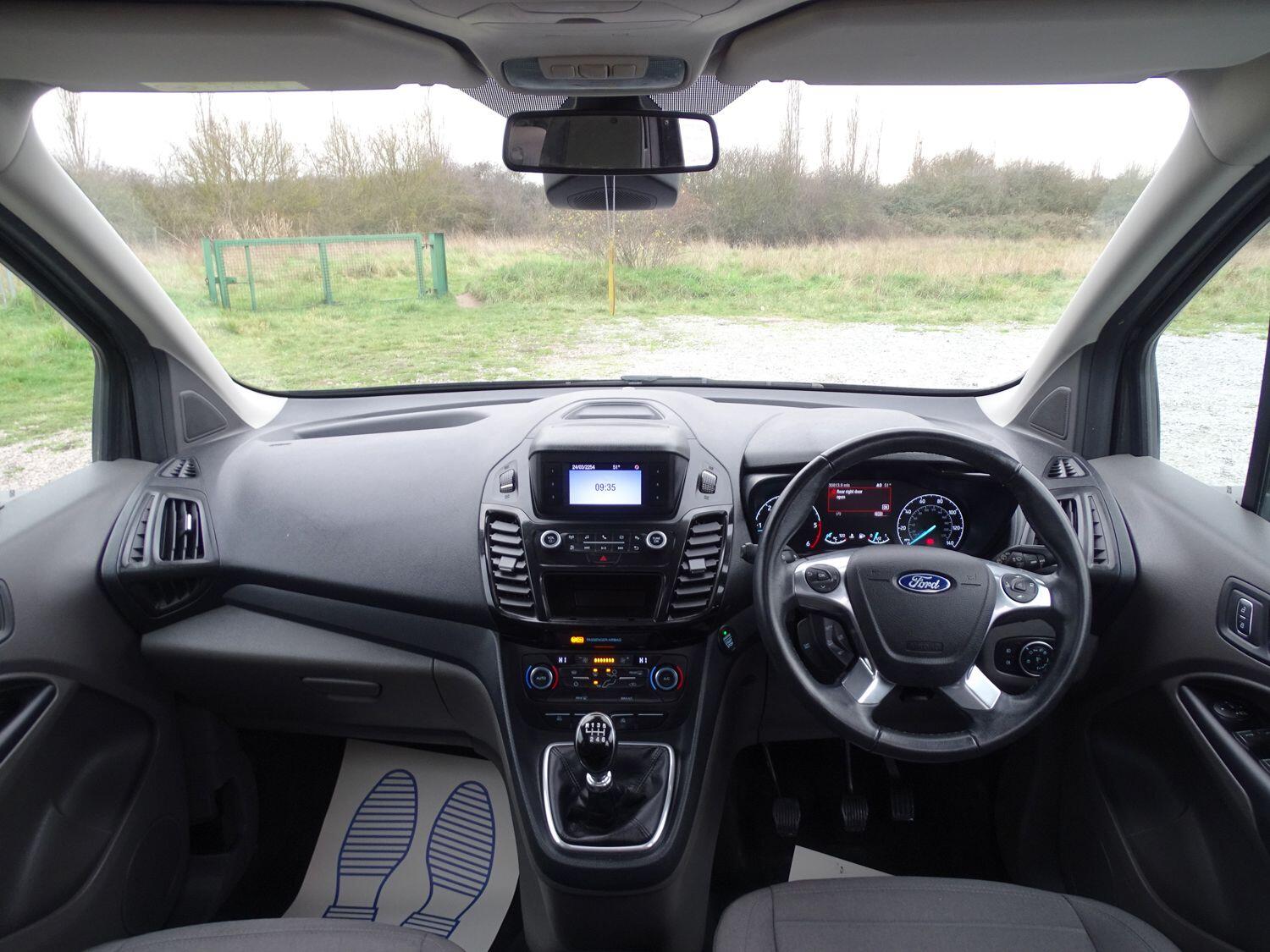 Used Ford Grand Tourneo Connect 2020 for sale - 76608063: Photo 11