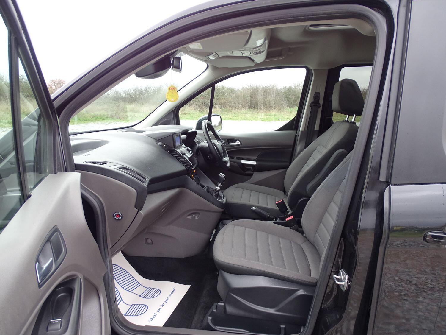 Used Ford Grand Tourneo Connect 2020 for sale - 76608063: Photo 15