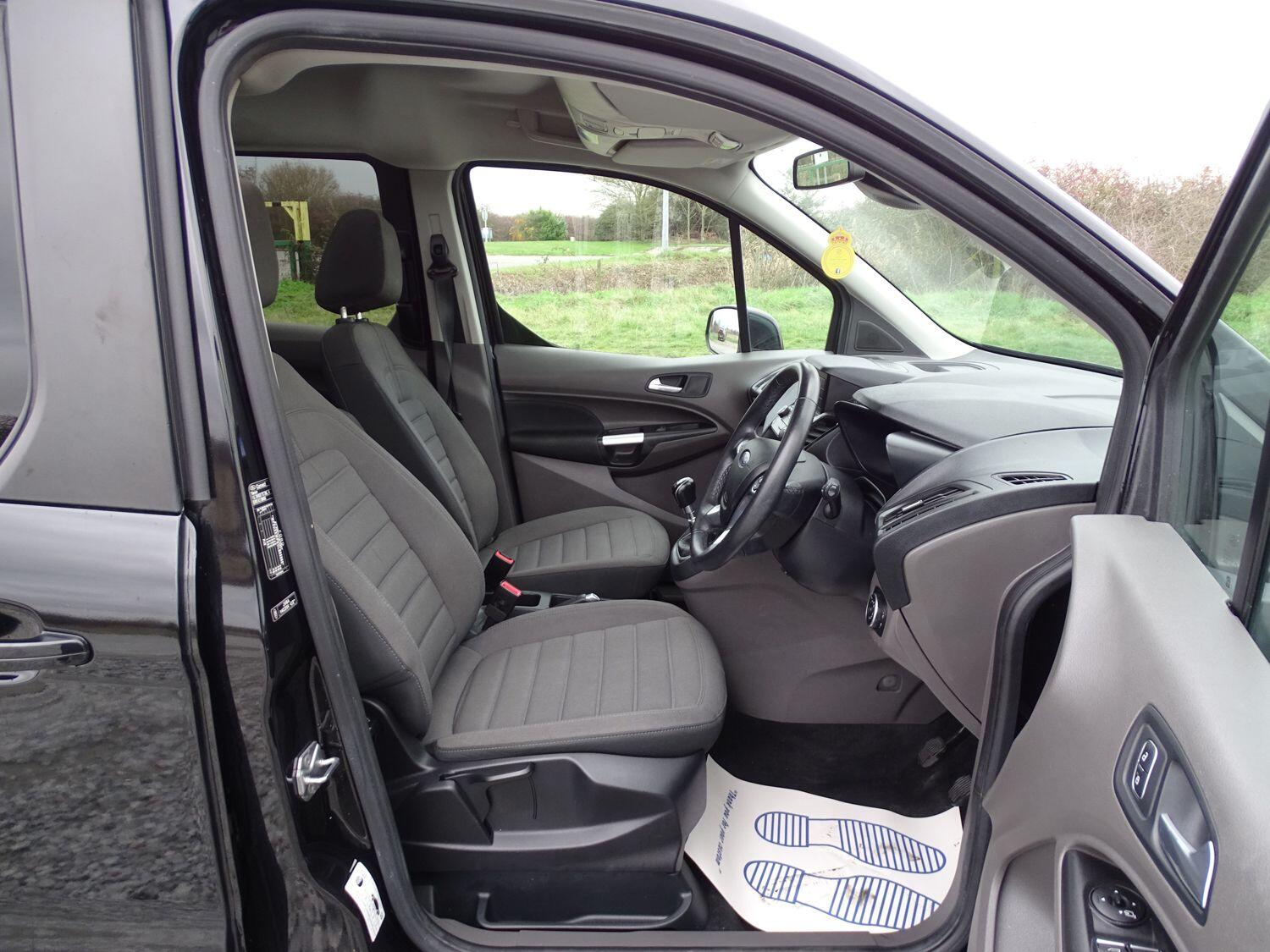 Used Ford Grand Tourneo Connect 2020 for sale - 76608063: Photo 9
