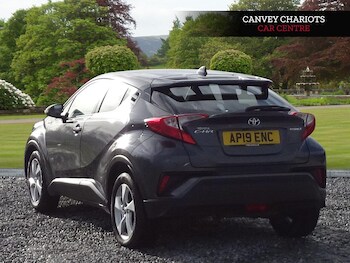 Used Toyota C-HR 2019 for sale - 77331033: Photo