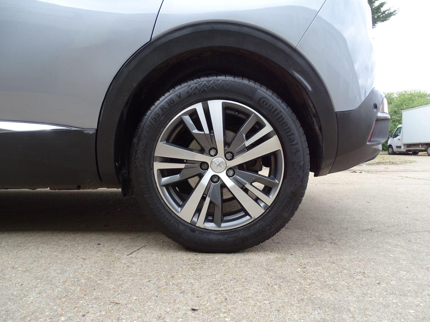 Used Peugeot 3008 2022 for sale - 76095025: Photo 11