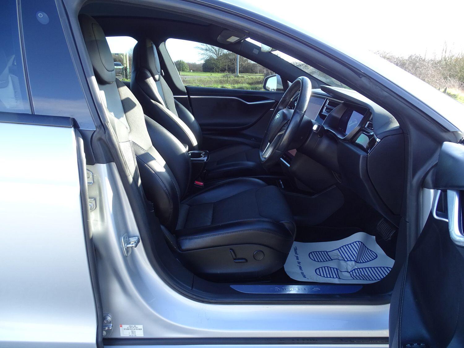 Used Tesla Model S 2018 for sale - 77994331: Photo 9