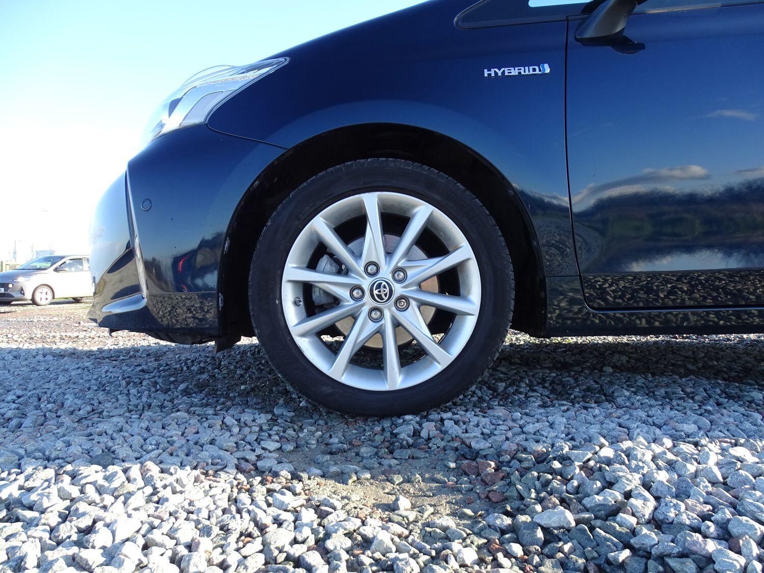 Used Toyota Prius+ 2020 for sale - 76742776: Photo 11