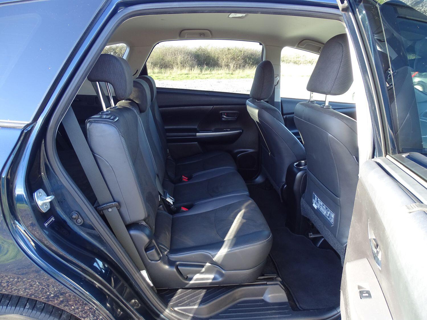 Used Toyota Prius+ 2020 for sale - 76742776: Photo 15