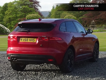 Used Jaguar F-Pace 2019 for sale - 76913240: Photo
