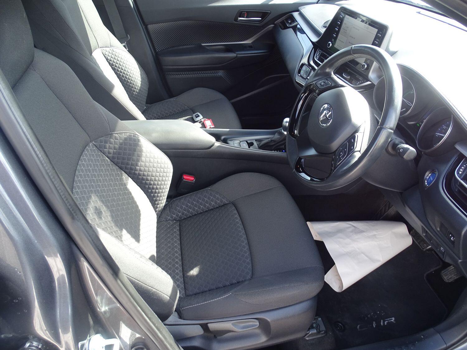 Used Toyota C-HR 2022 for sale - 76042441: Photo 11