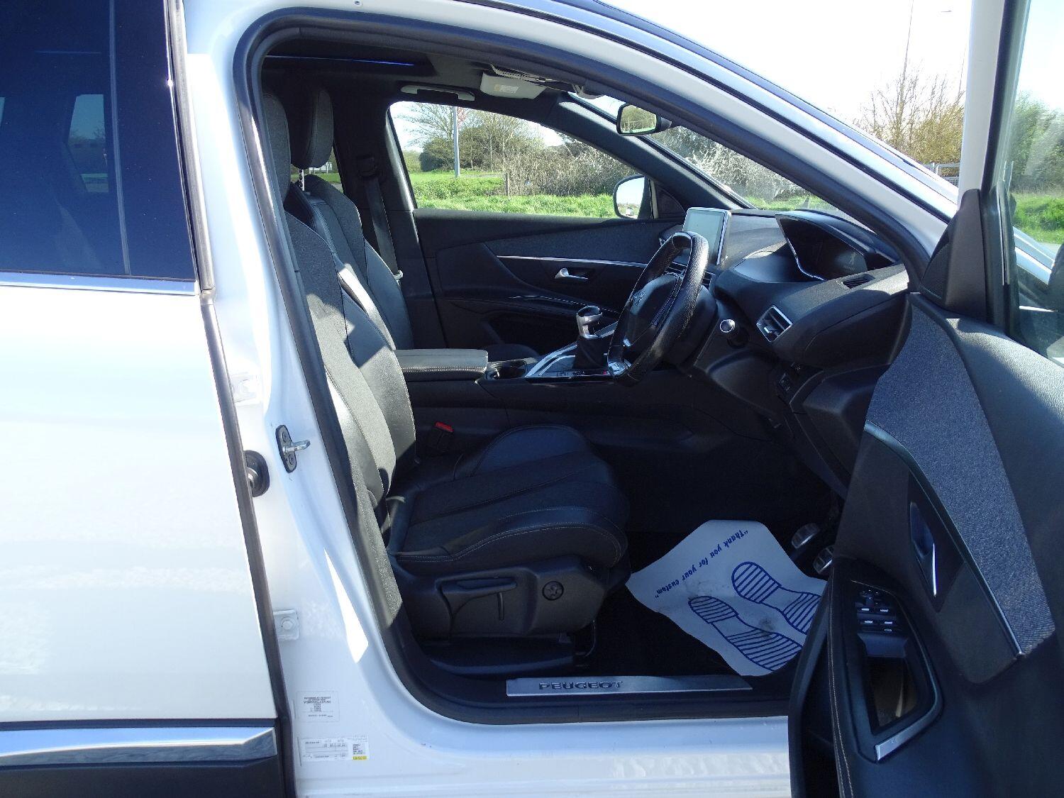 Used Peugeot 5008 2018 for sale - 77496478: Photo 9