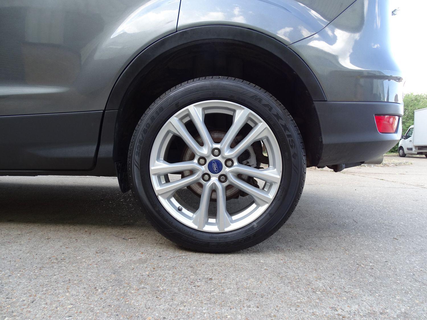 Used Ford Kuga 2016 for sale - 76314705: Photo 11