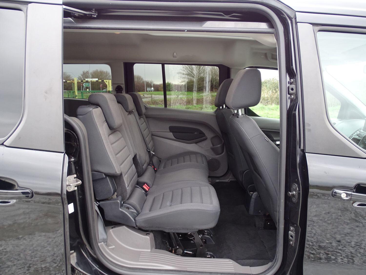 Used Ford Grand Tourneo Connect 2020 for sale - 77192042: Photo 12